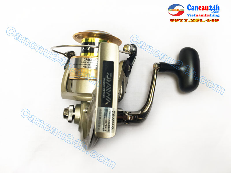 Máy câu cá Daiwa CREST 4000 chính hãng, máy câu cá đứng DAIWA giá rẻ