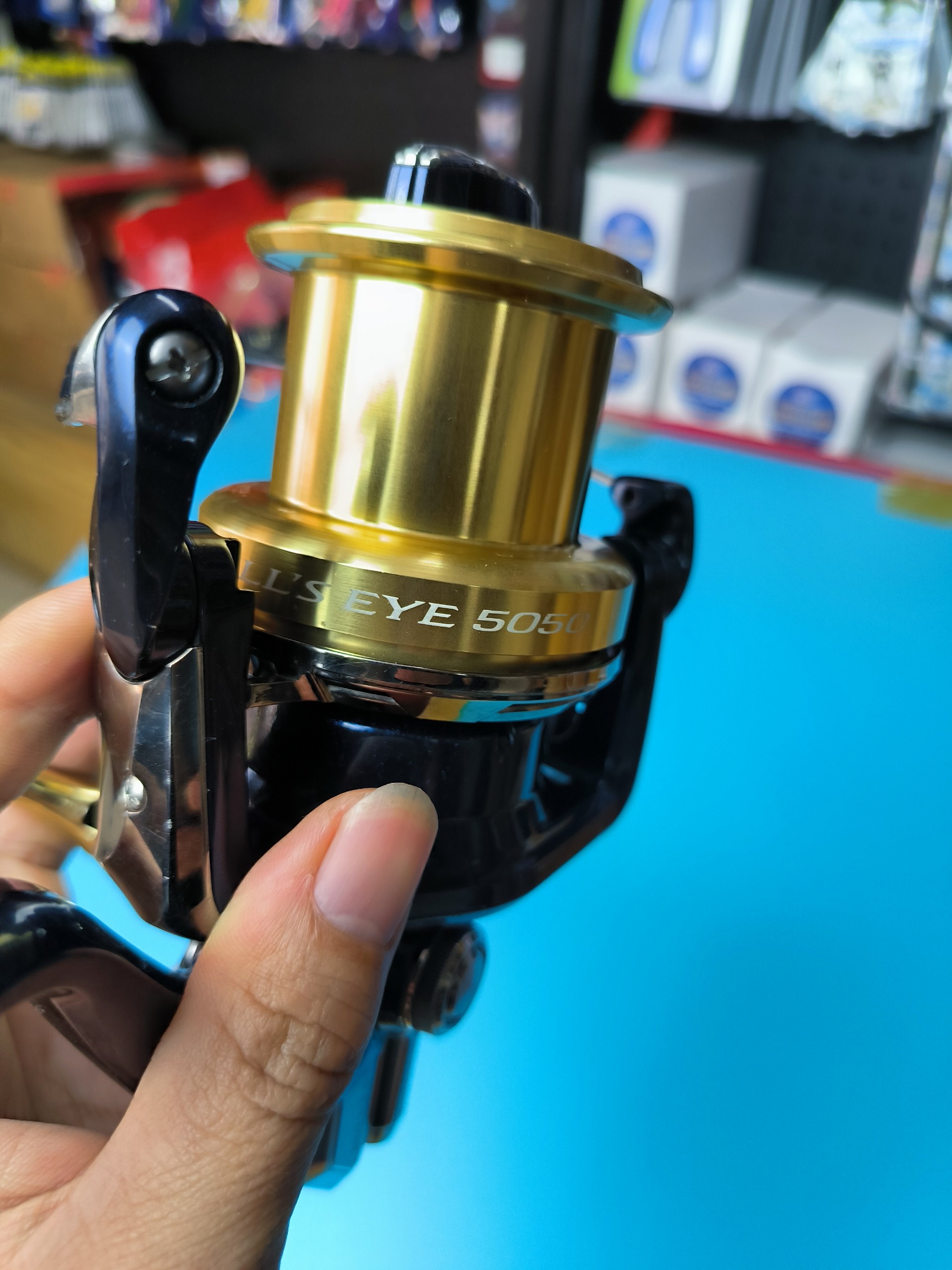 Máy Câu Nhật Bãi Shimano Bulls EYE 5050 Đẹp 95%