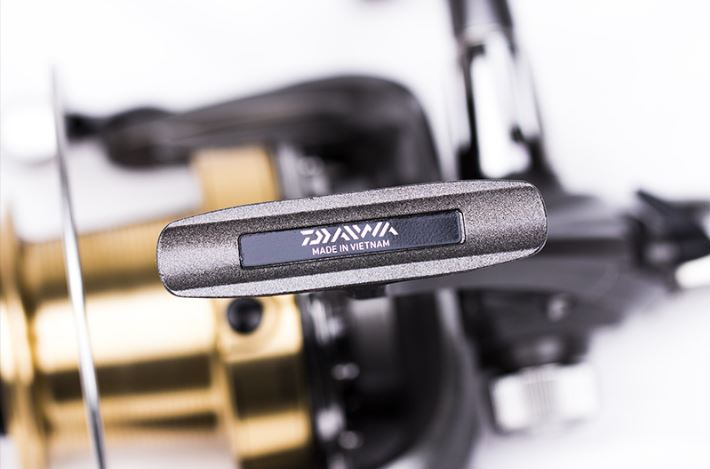 Máy câu daiwa Crosscast 5000, daiwa Crosscast 4500